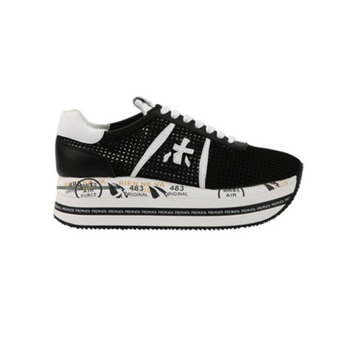 Sneakers, Premiata, modelo BETH 5223, en color negro