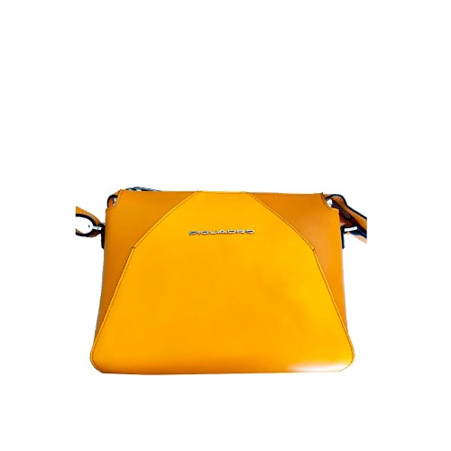 Leather Bag Piquadro BD4633MUS/G Color Yellow