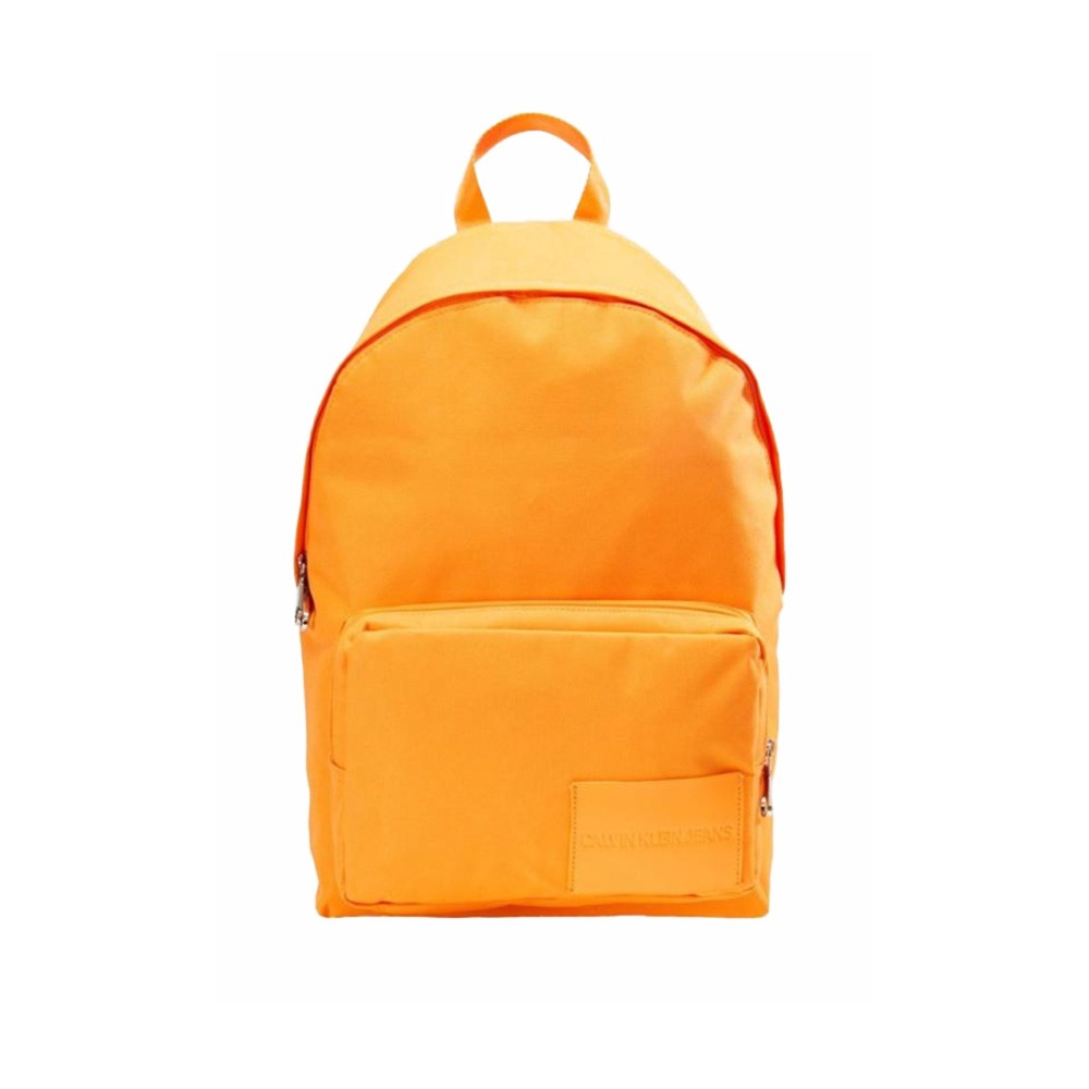 Mochila, Calvin Klein, modelo K50K504507, en color naranja