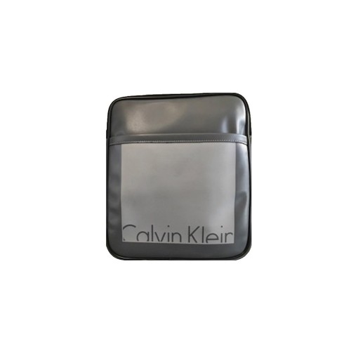 Bandolera, Calvin Klein, modelo K50K500748-9018, en color gris