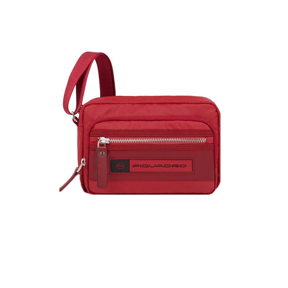Bolso bandolera, Piquadro, modelo CA4863BIO R, en color rojo